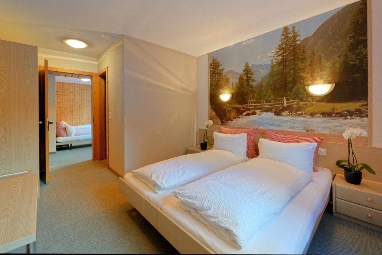 Family Suite with Private Bathroom
