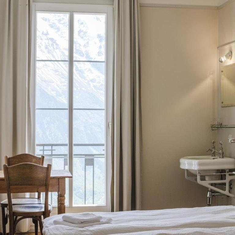 Triple Room Village View Shower/WC