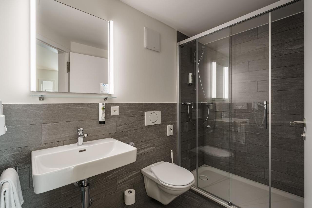 Superior Driepersoonskamer met Airconditioning