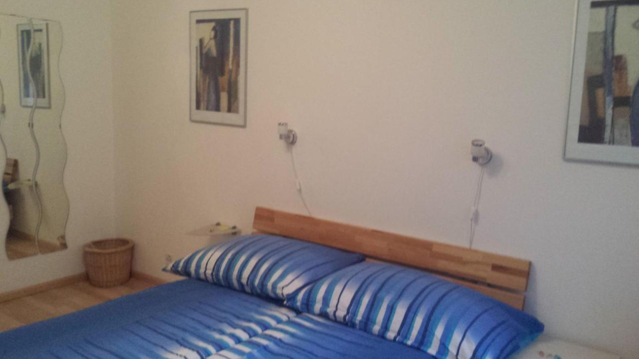 Two-Bedroom Apartment with Balcony,1035892018:JPEG