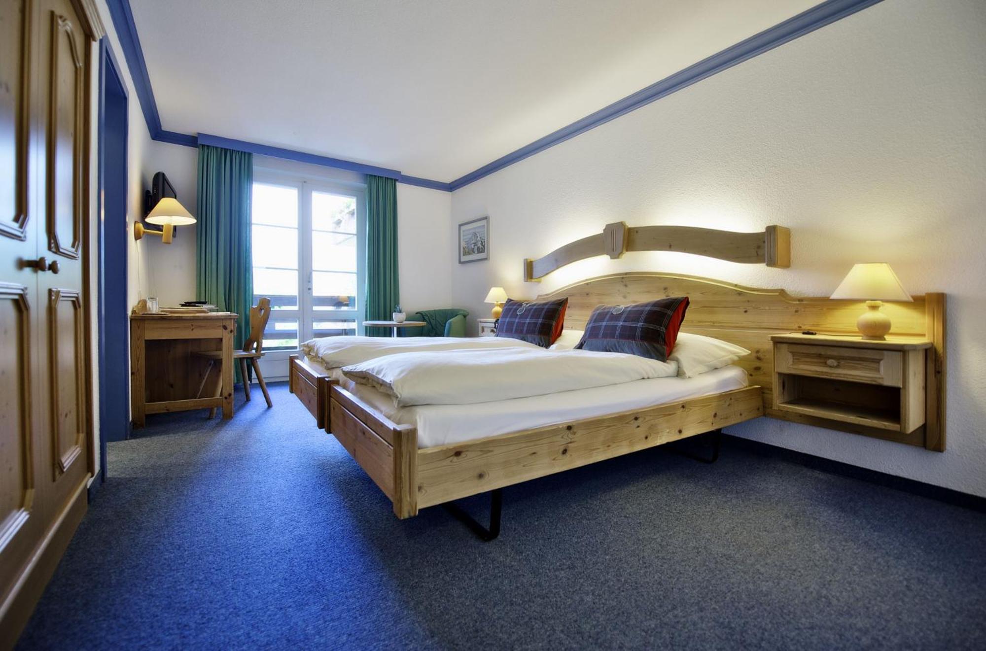 Double Room Economy,771894277:JPEG