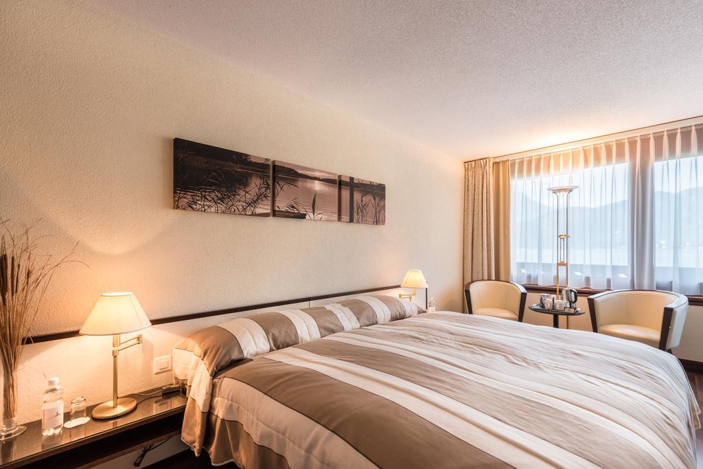 Room North