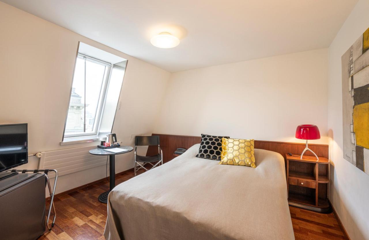 Unique Single Room