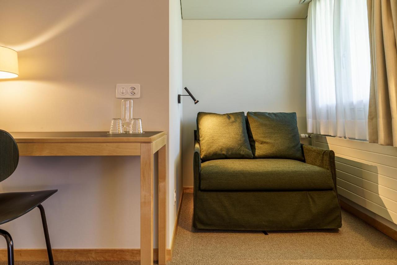 Kamer met Queensize Bed en Balkon