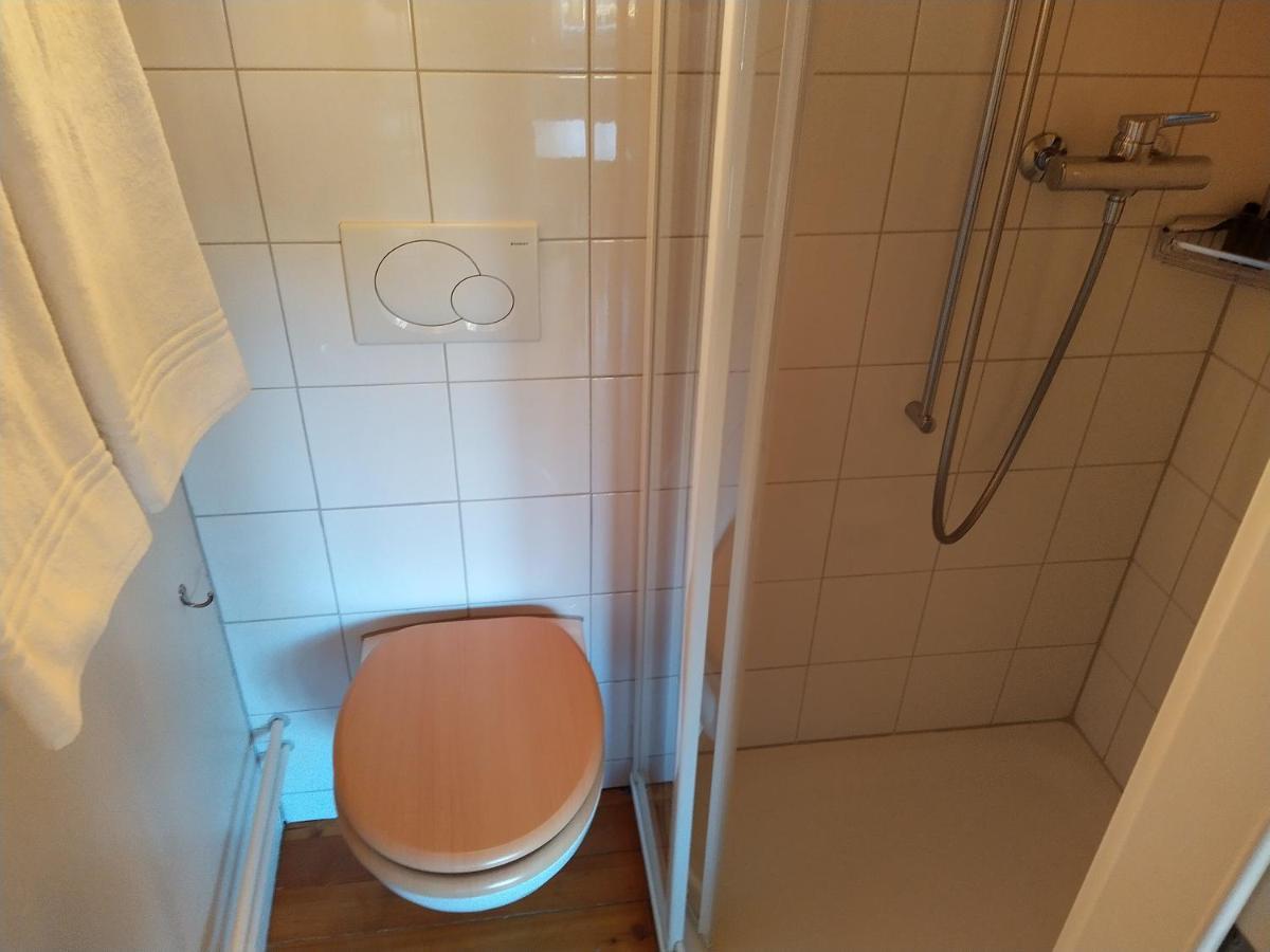 Double Room Private Bathroom,1157909229:JPEG