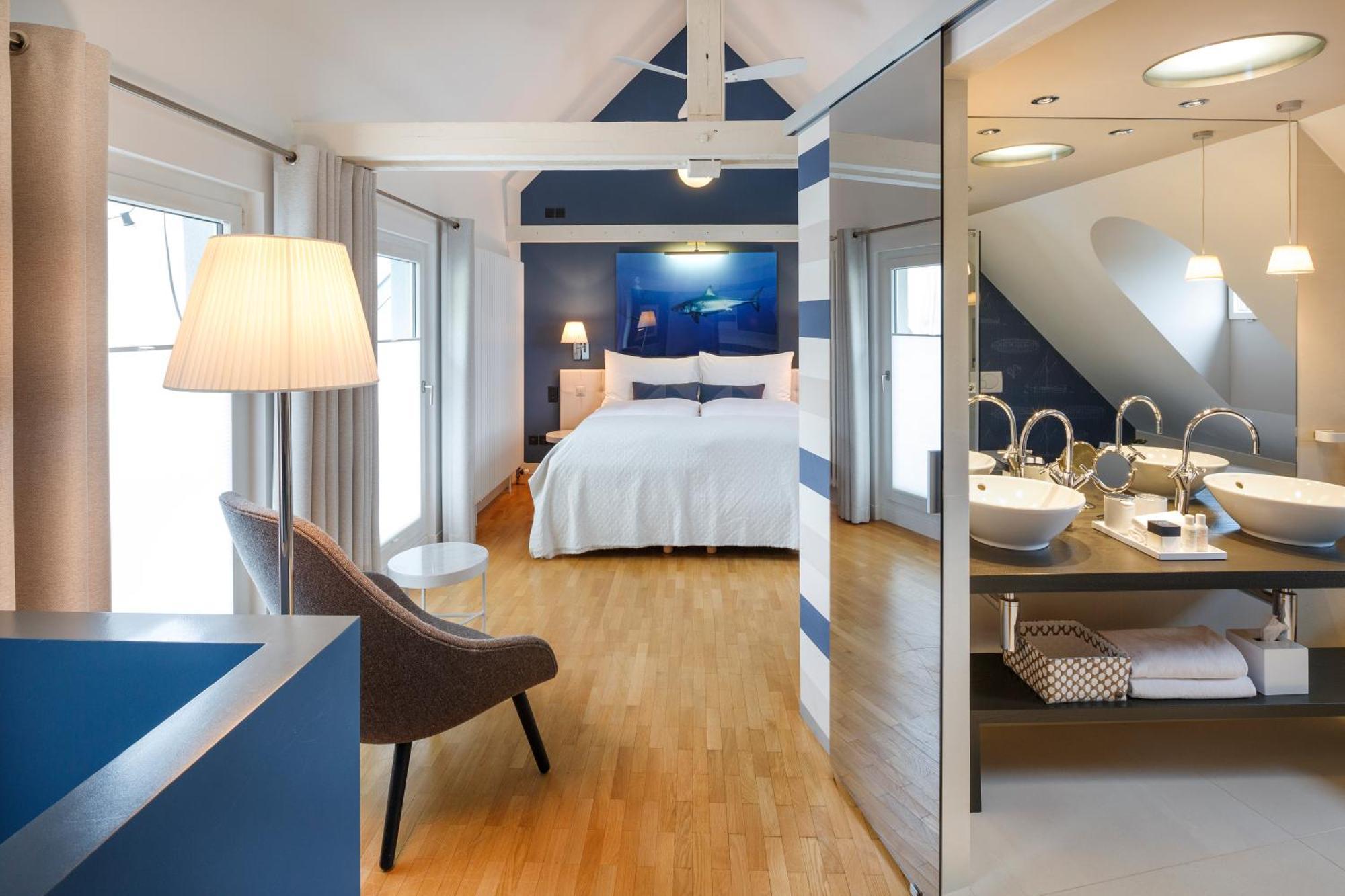 Junior Suite,699728998:JPEG