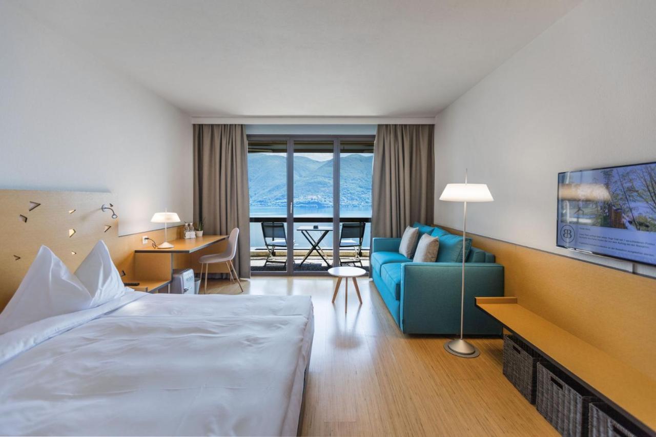 Large Premium Lake View Room