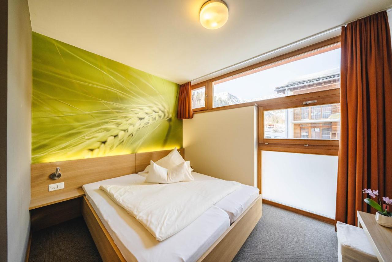 Small Double Room,1272031213:JPEG