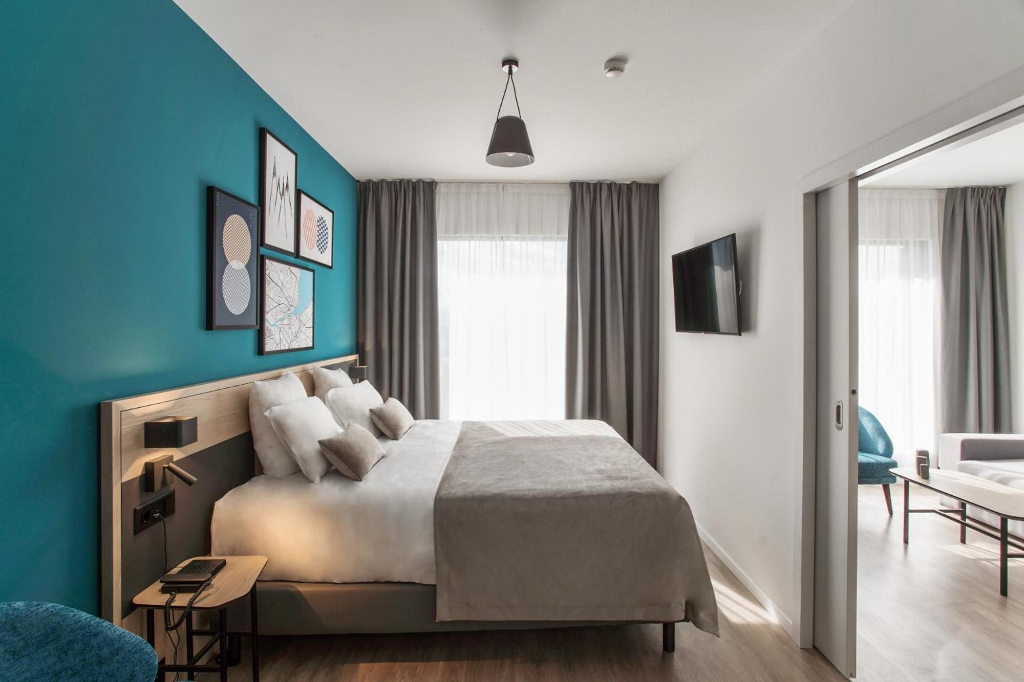 One-Bedroom Apartment,1285282585:JPEG