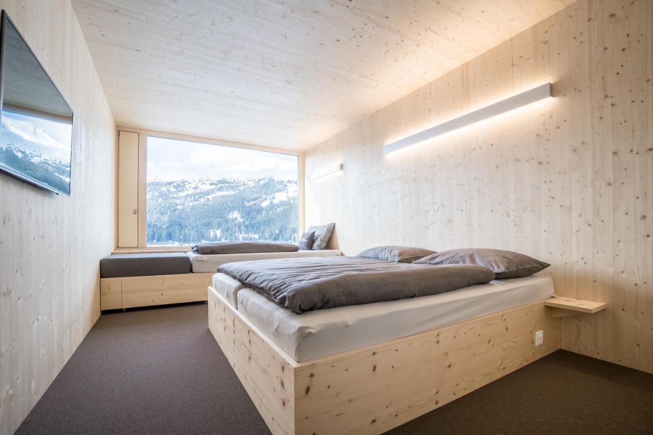 Large Double Room,587570067:JPEG