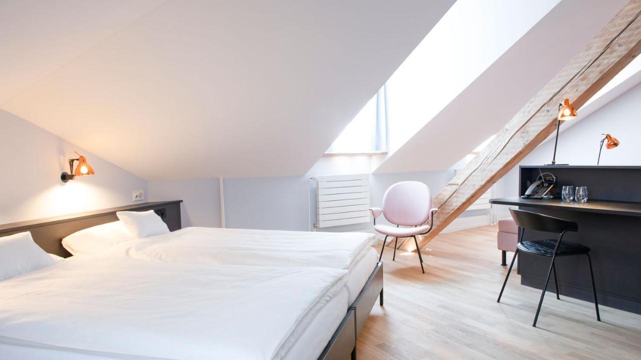 Junior Suite,1428620866:JPEG
