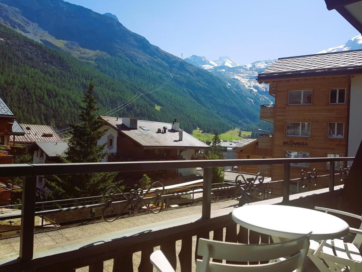 Appartamento con Balcone e Cucina