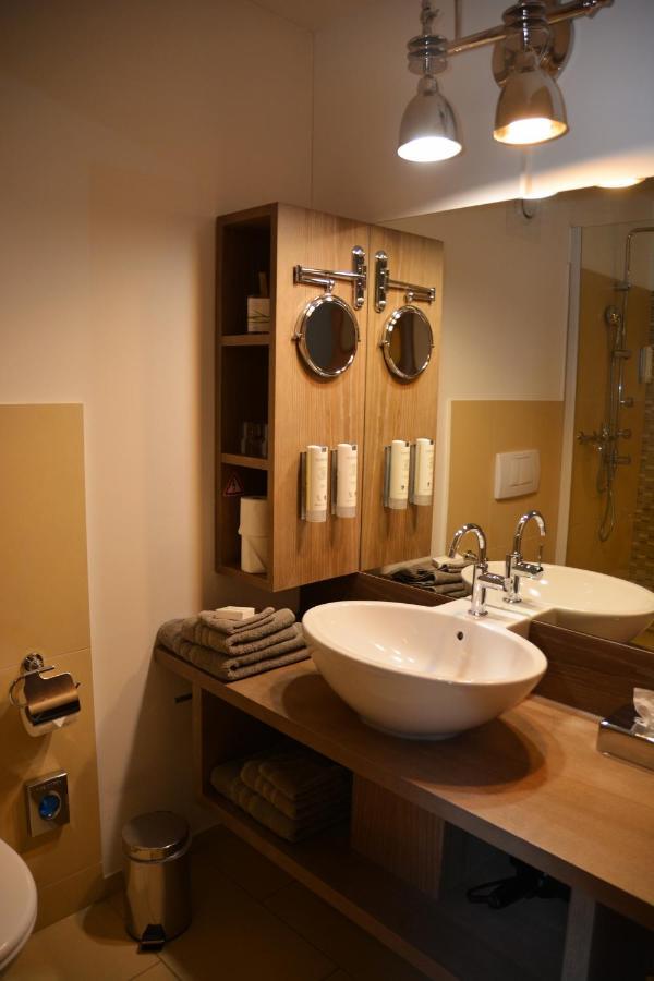 Double or Twin Room,1498920796:JPEG