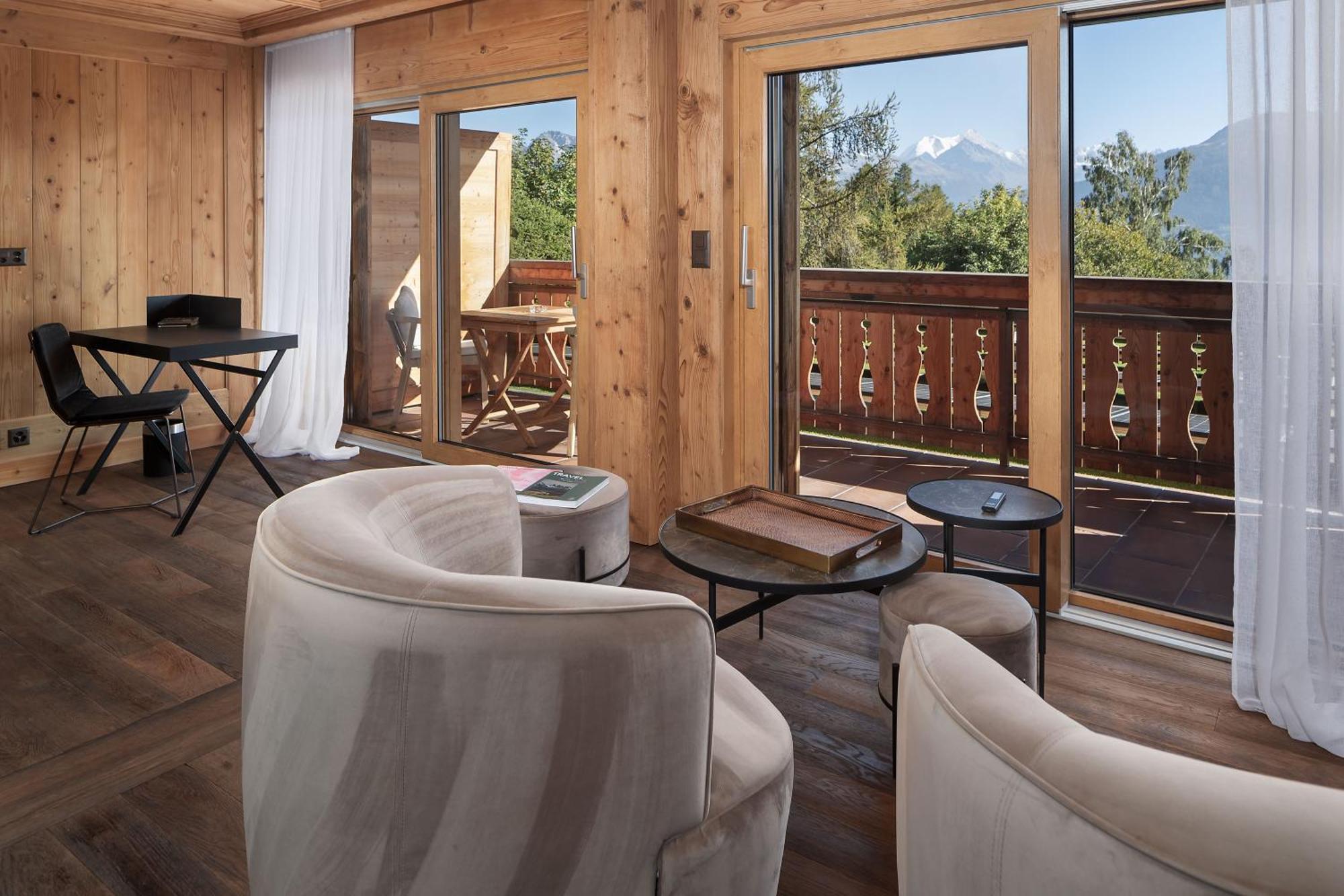 Suite con Balcone e Vista Montagne