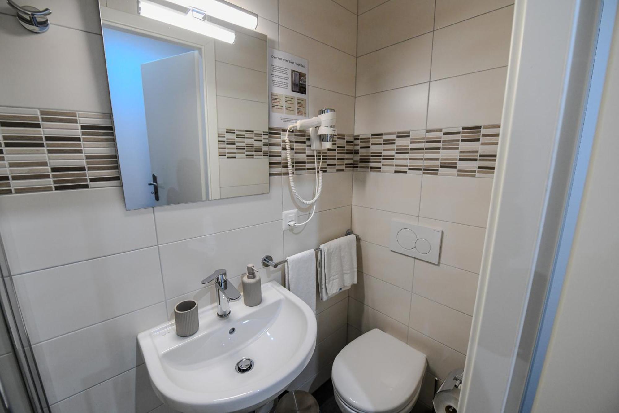 Chambre Simple avec Salle de Bains Privative