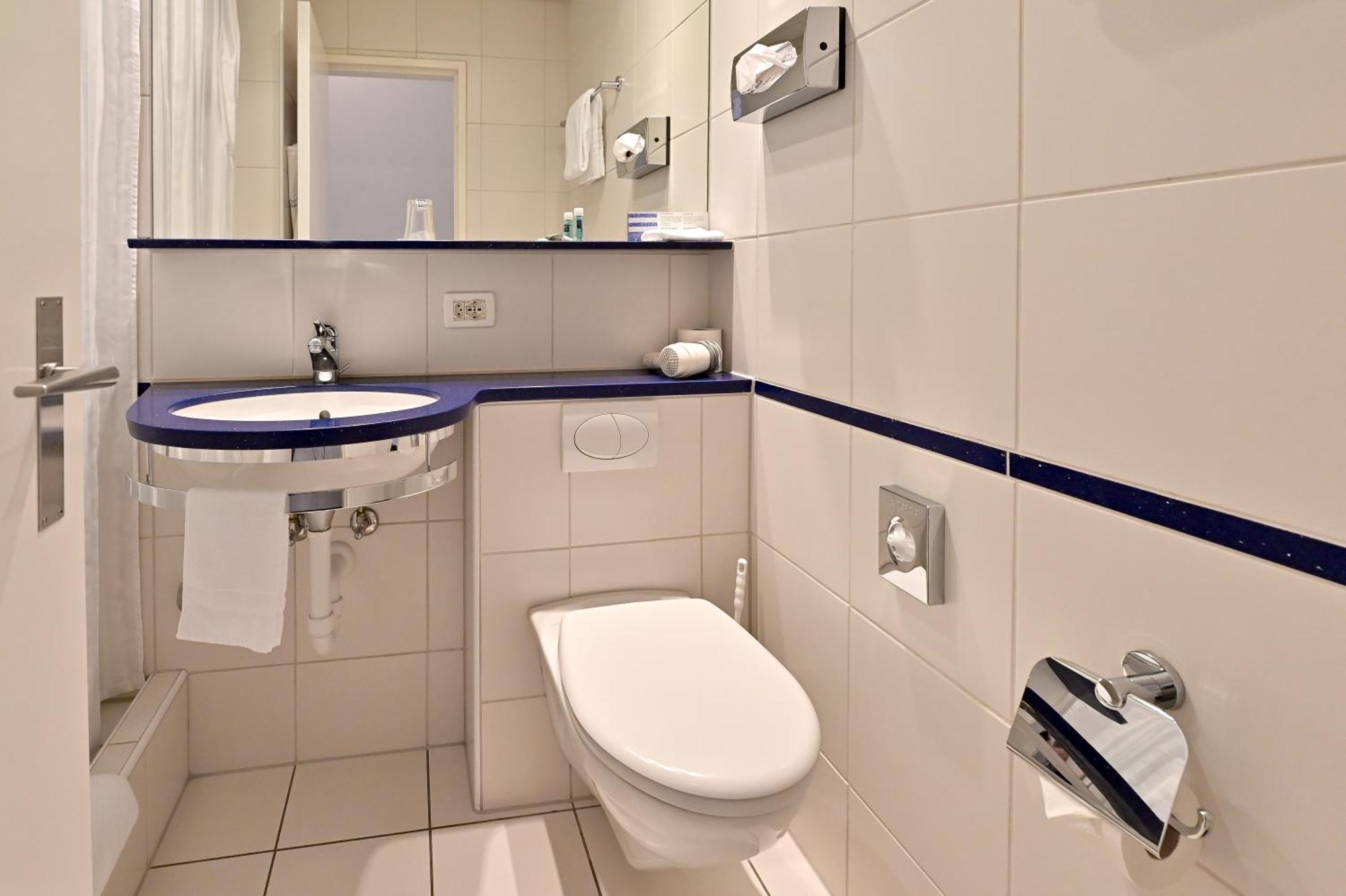 Classic Single Room