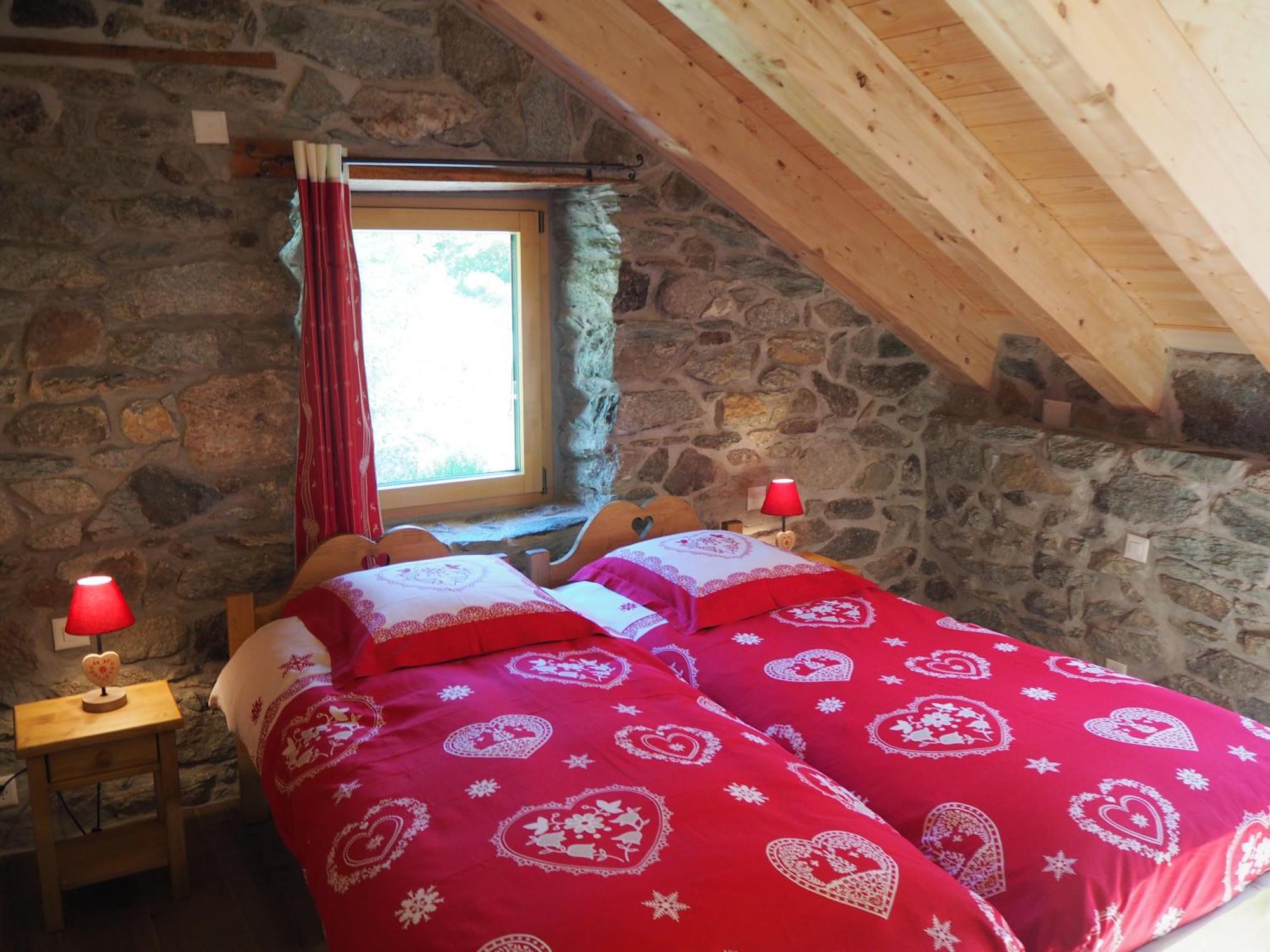 Double Room Private Bathroom