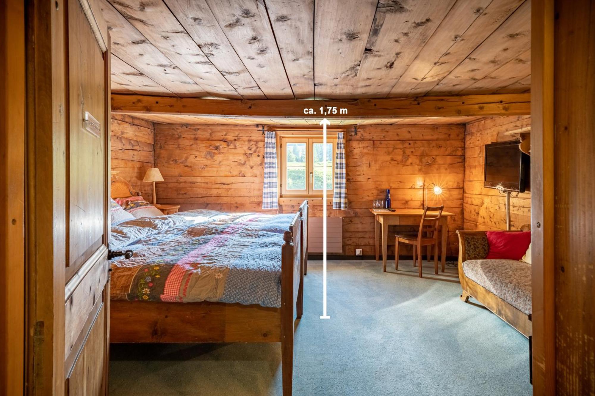 Double Room with Private External Bathroom