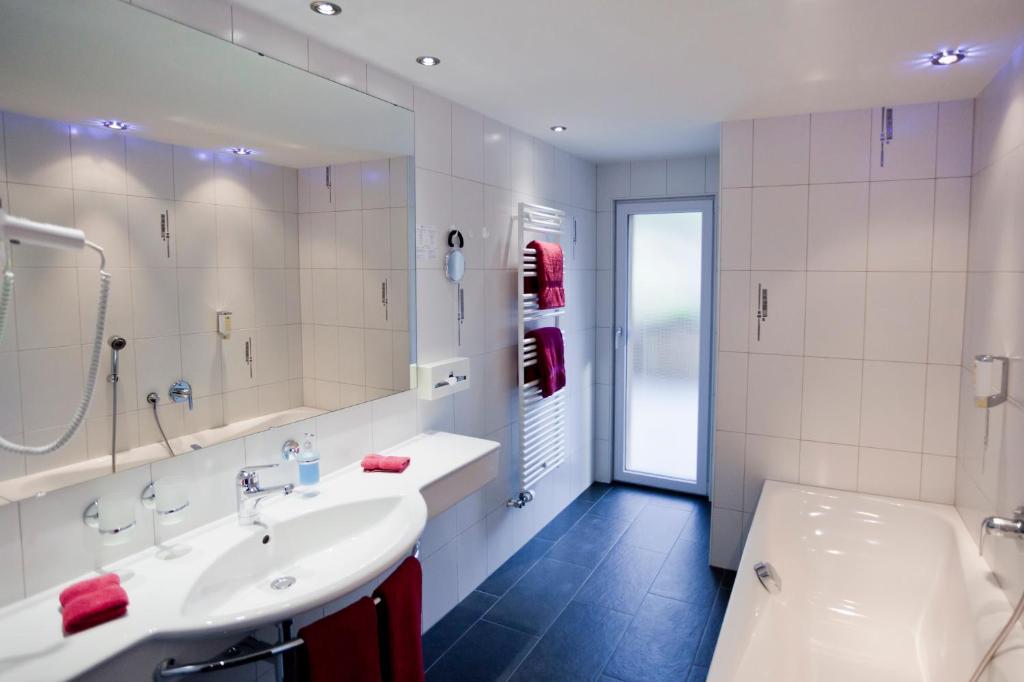 Superior Double Room,16417583:JPEG