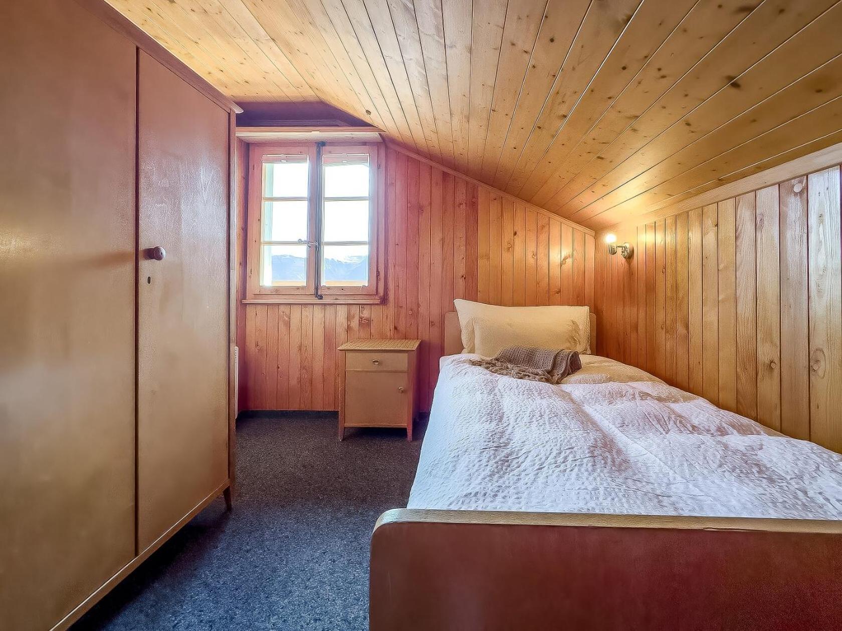 Single Room with Shared Bathroom,1687452303:JPEG