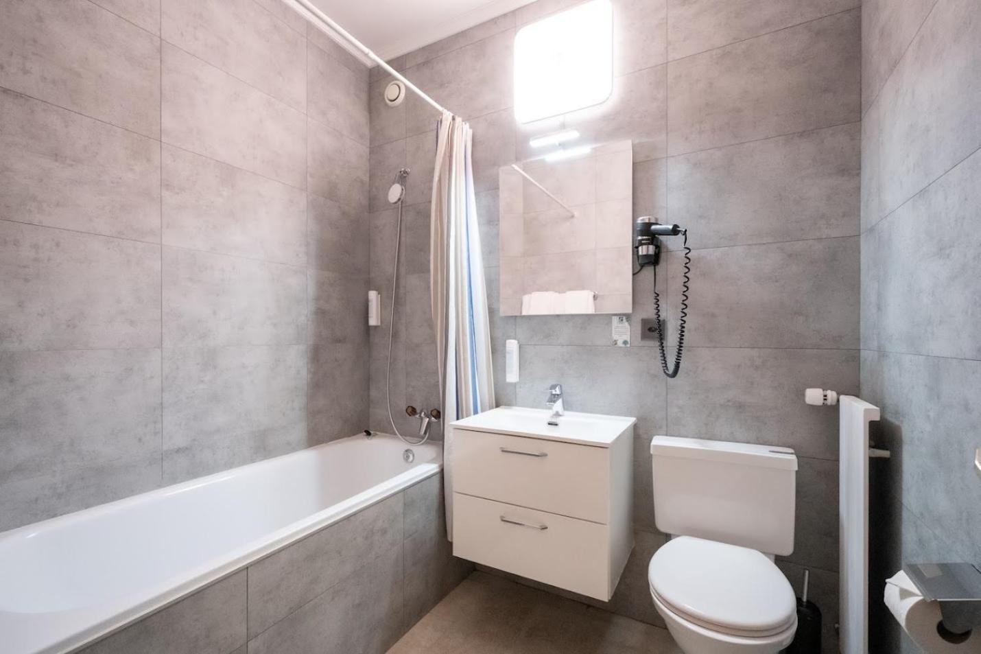 Quarto Twin