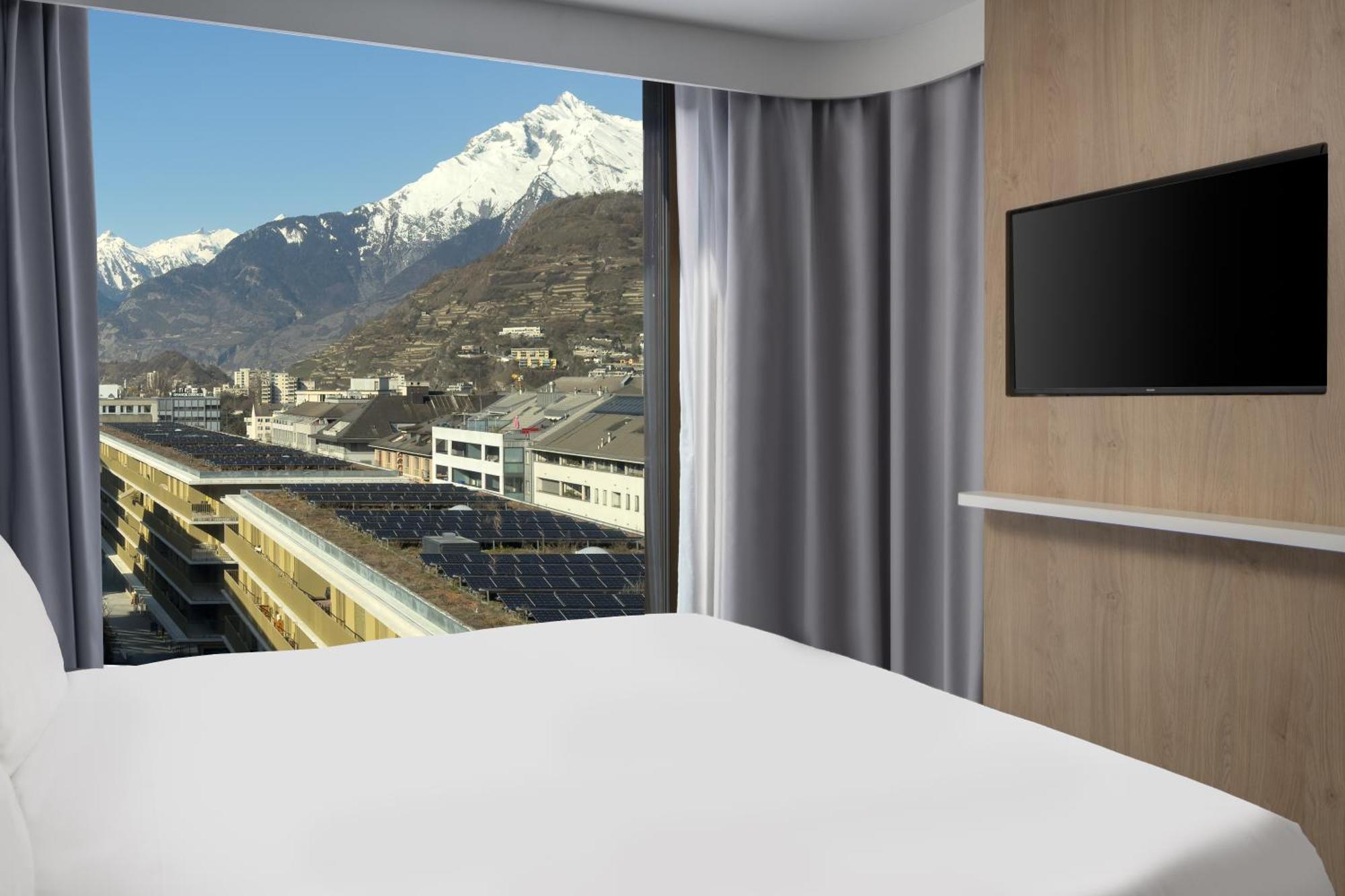 Chambre Lit Queen-Size Standard - Vue sur Montagne
