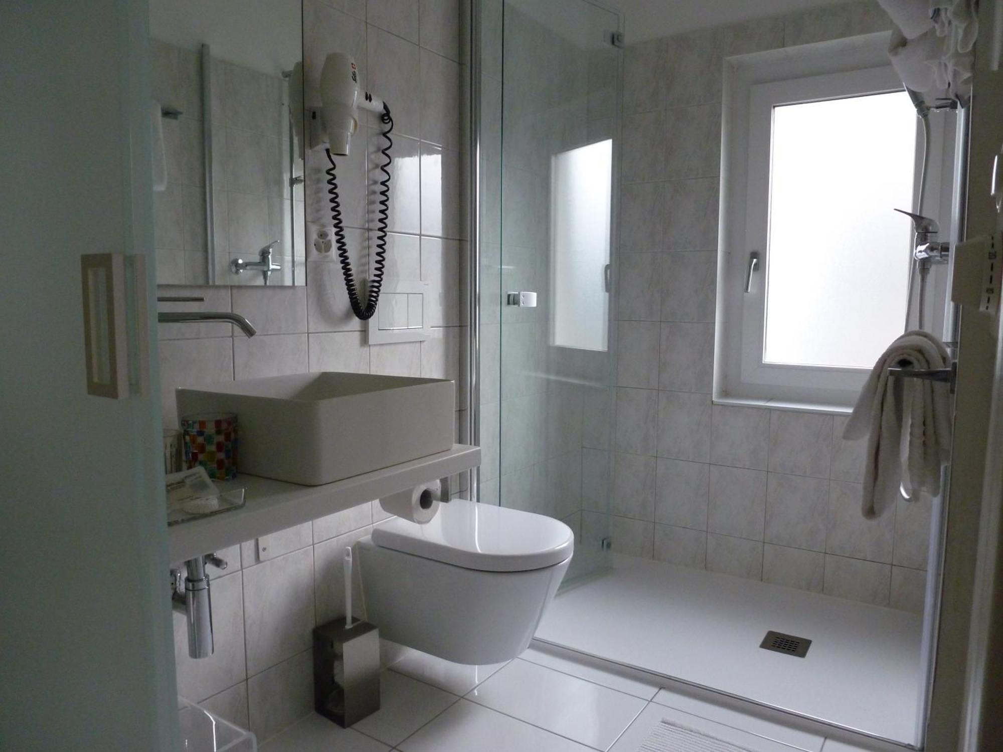 Two Connecting Double Rooms
