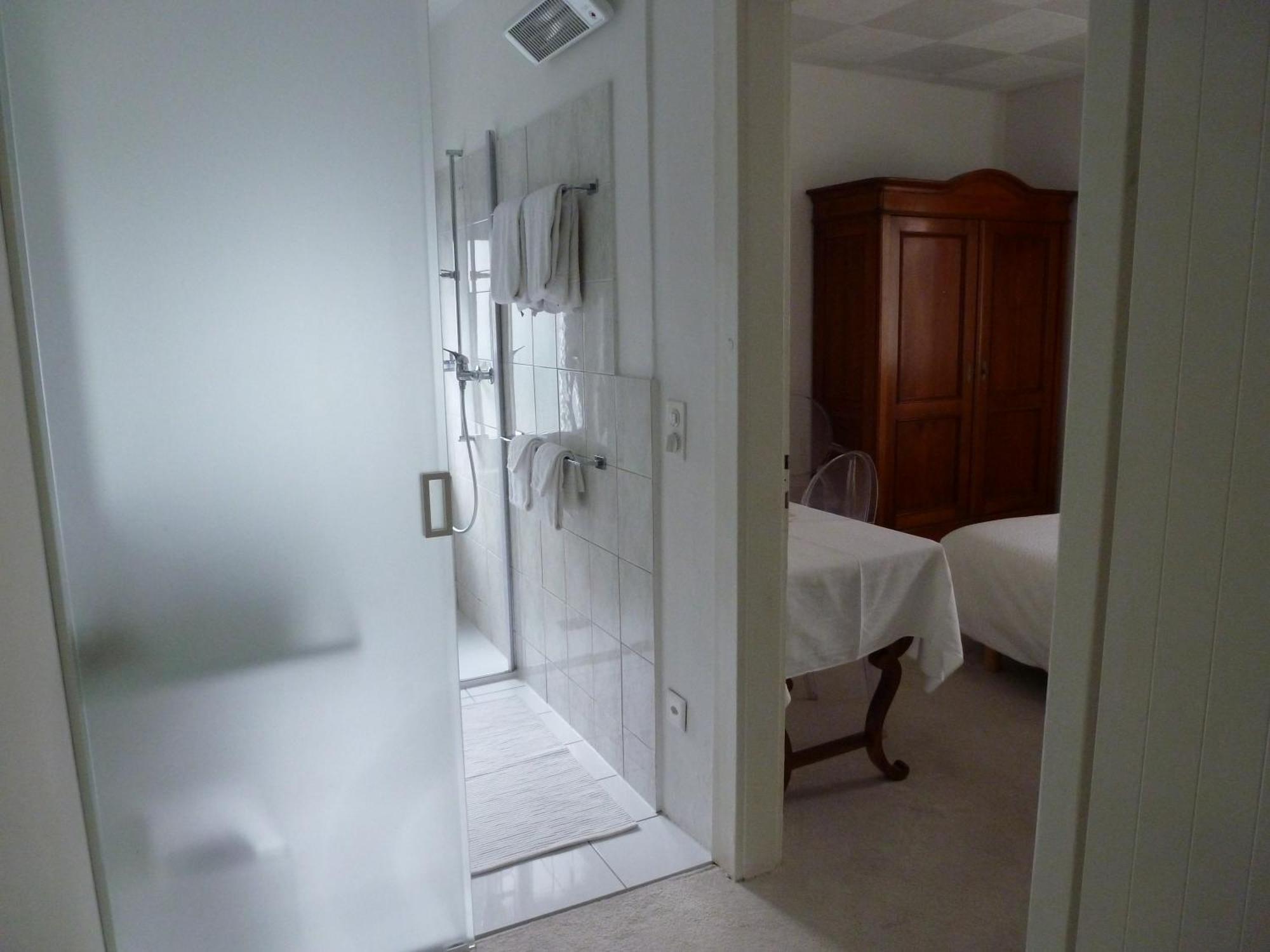 Two Connecting Double Rooms
