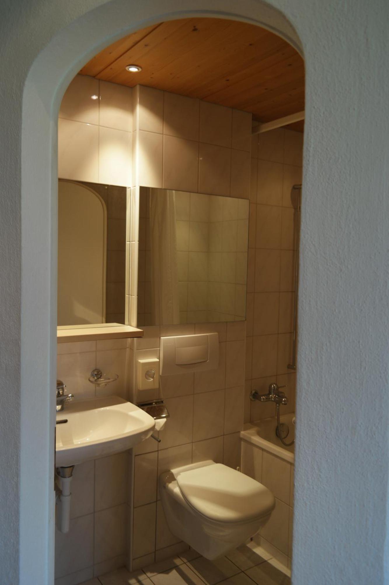 Standard Twin Room Mountain View,1717040810:JPEG