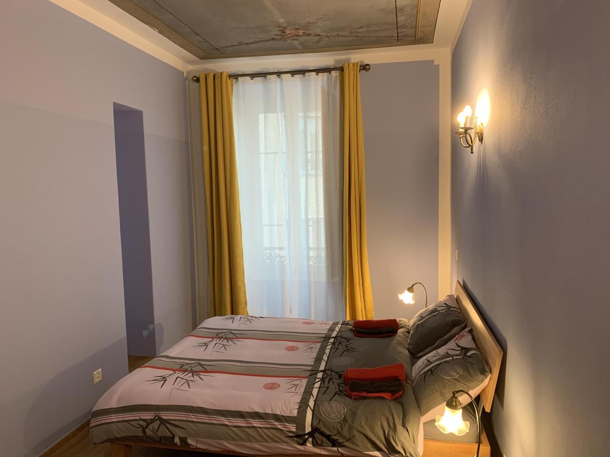 Double Room Private Bathroom