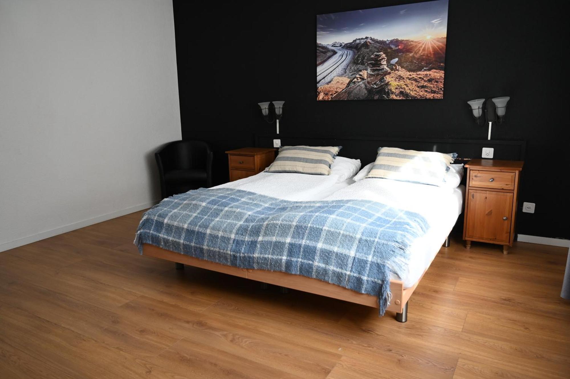 Family Room,1769478696:JPEG