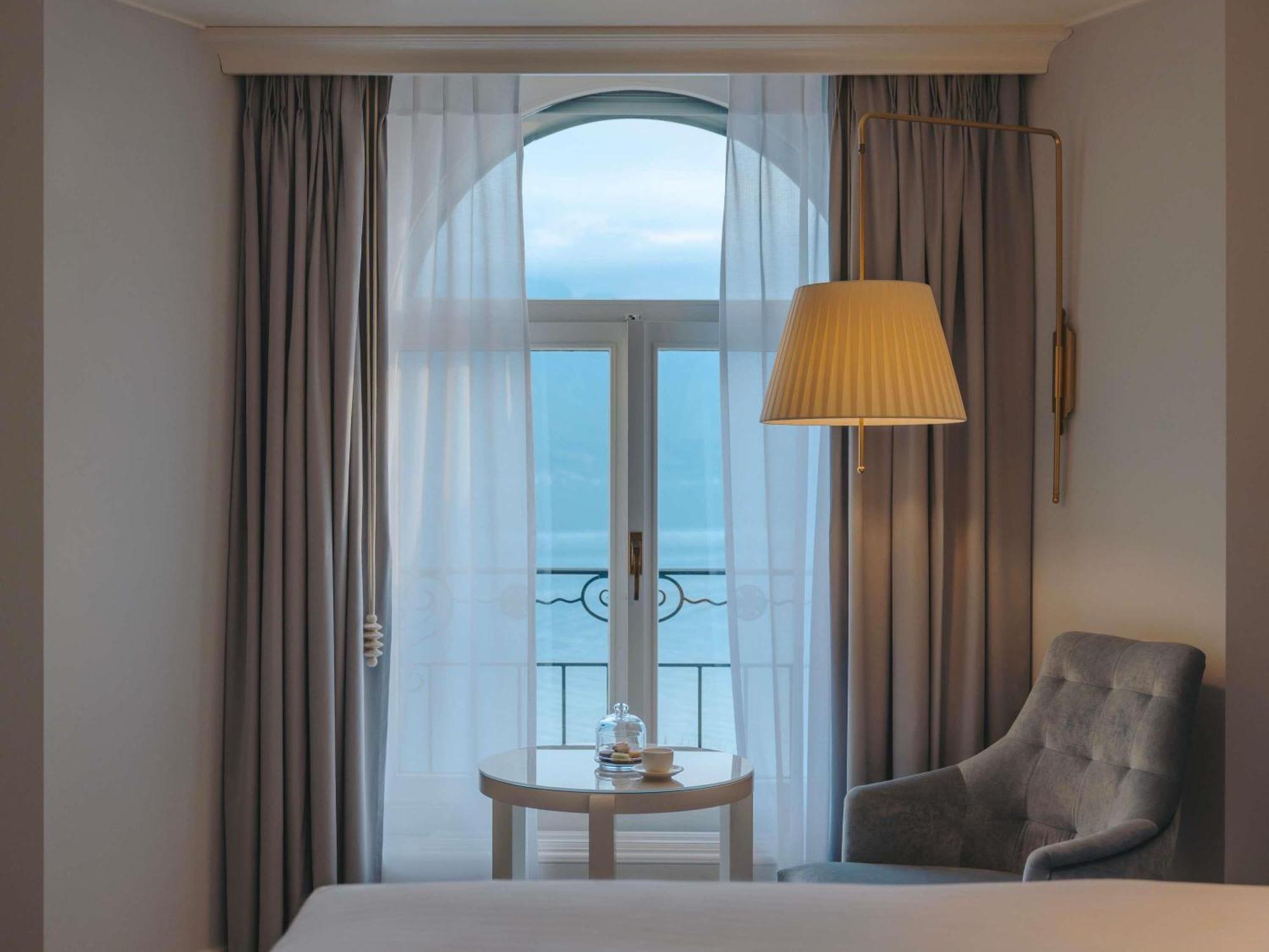 Fairmont Room with Lake View
