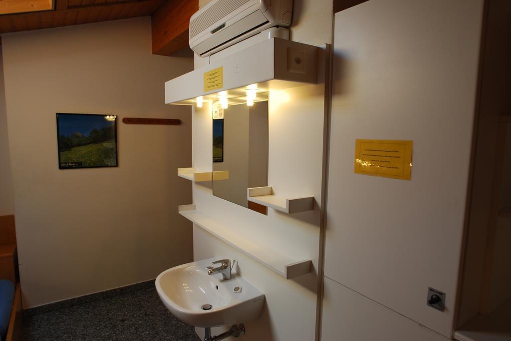 Dormitorio Privato con Bagno in Comune (5 Adulti)