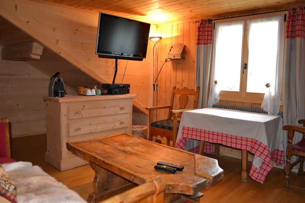 Suite with Mountain View