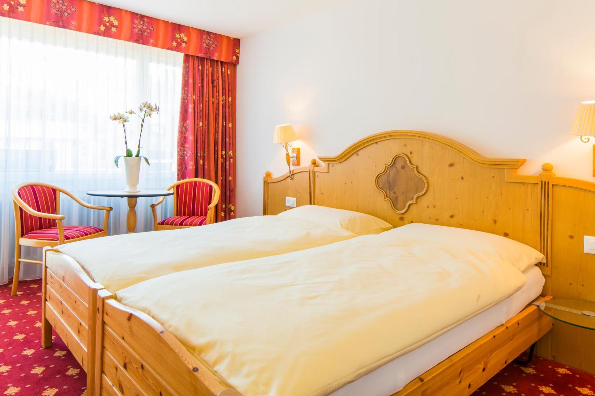 Chambre Double avec Balcon - Vue sur Mont Cervin