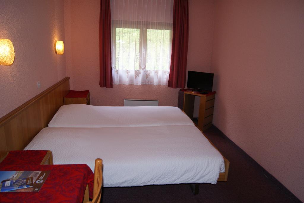 2 Chambres Double avec Porte de Communication