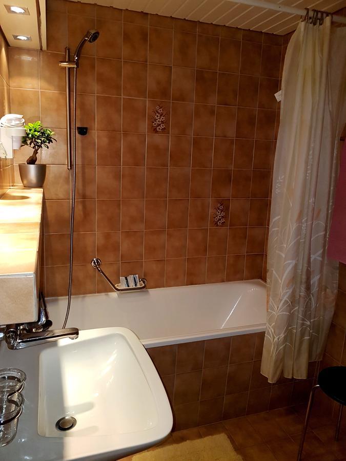 Familienzimmer mit Balkon