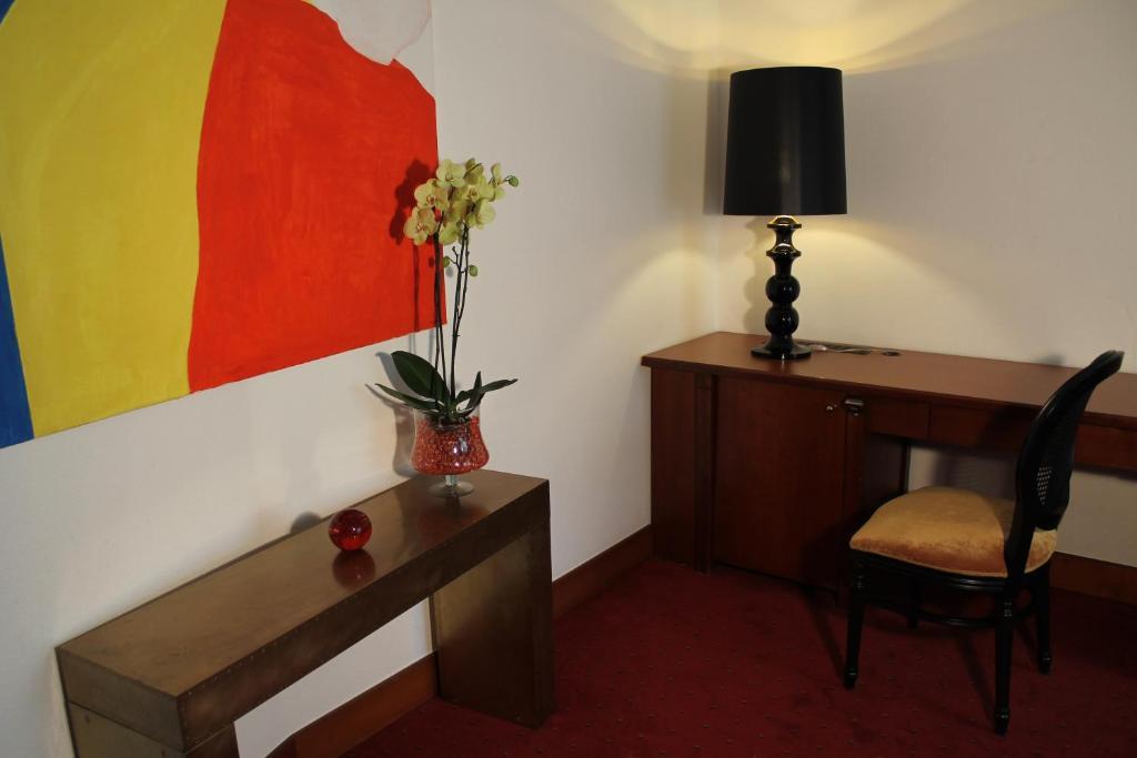 Junior Suite,61096084:JPEG