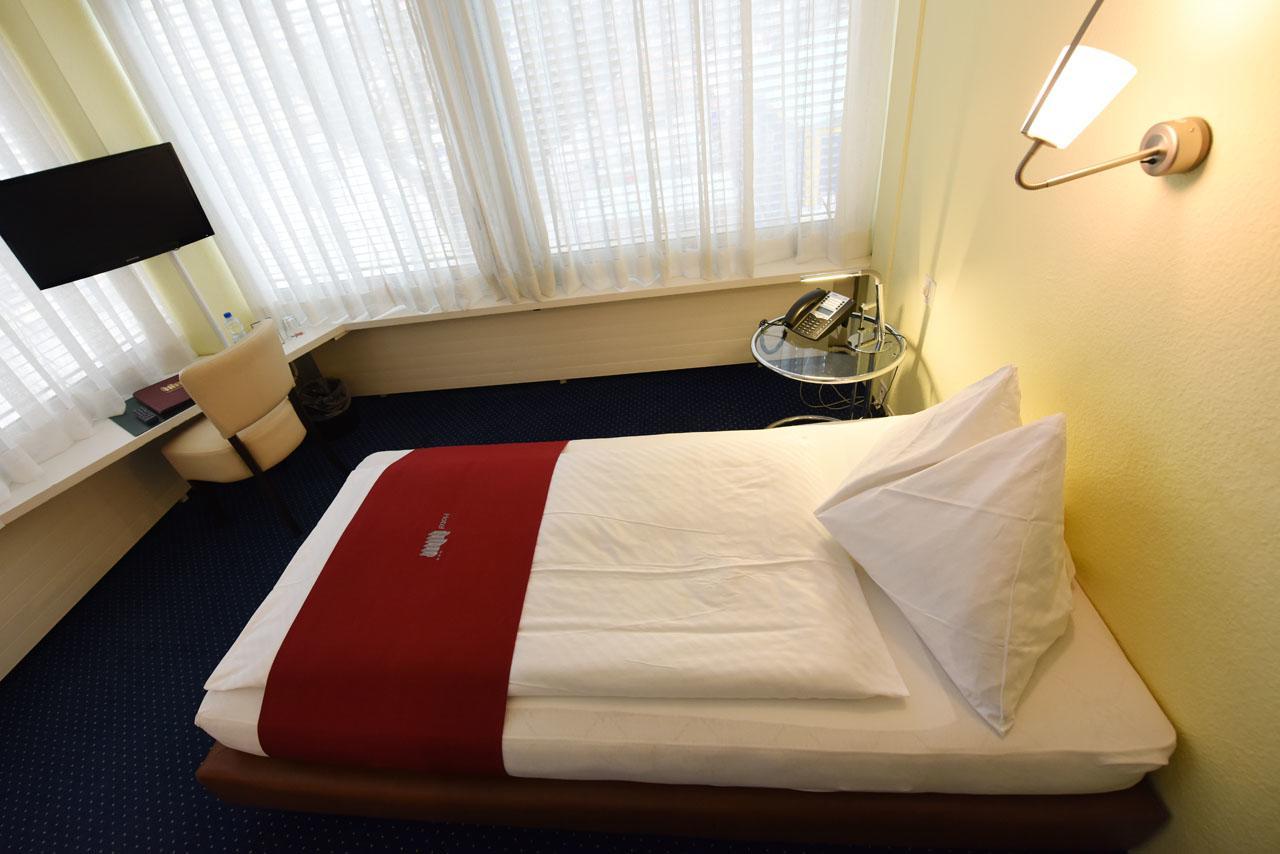 Standard Single Room,630792570:JPEG