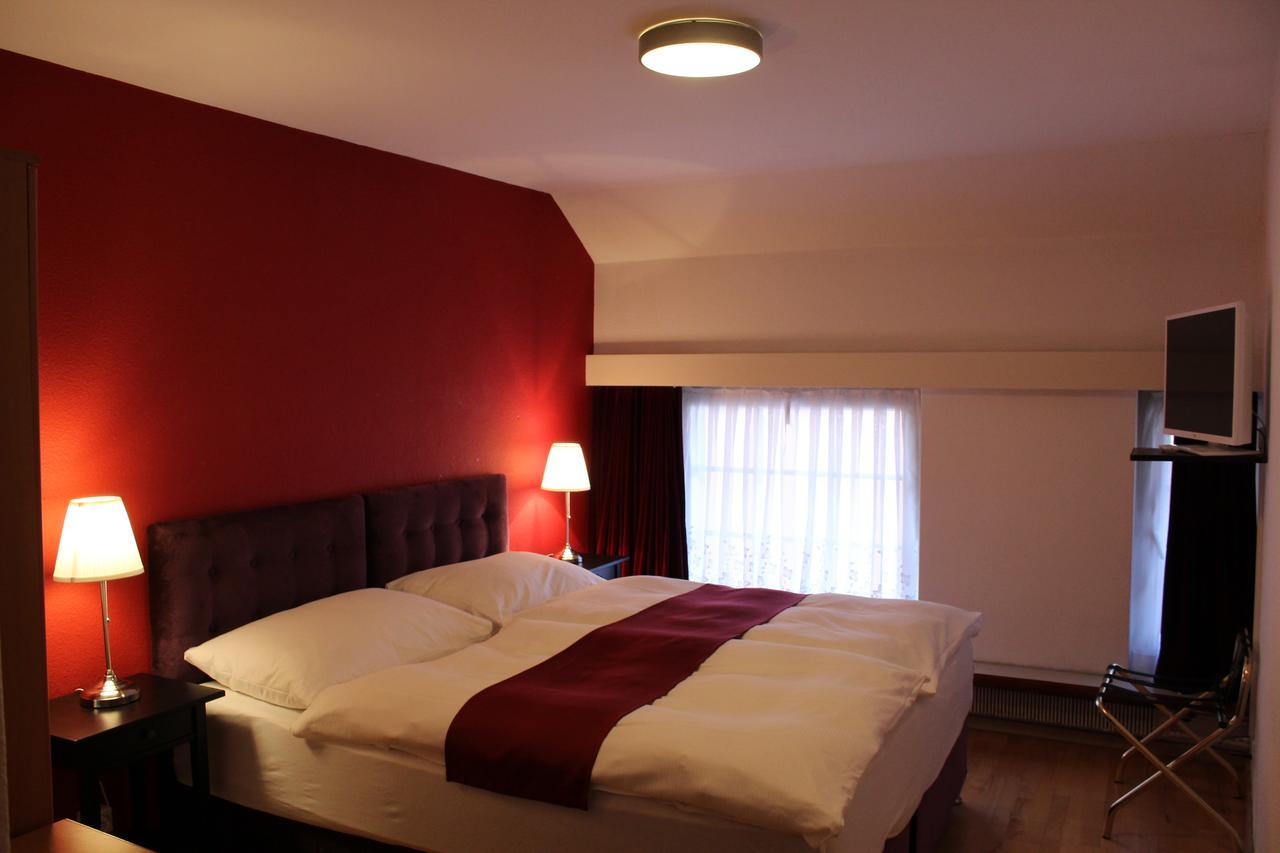 Doppelzimmer mit Gemeinschaftsbad