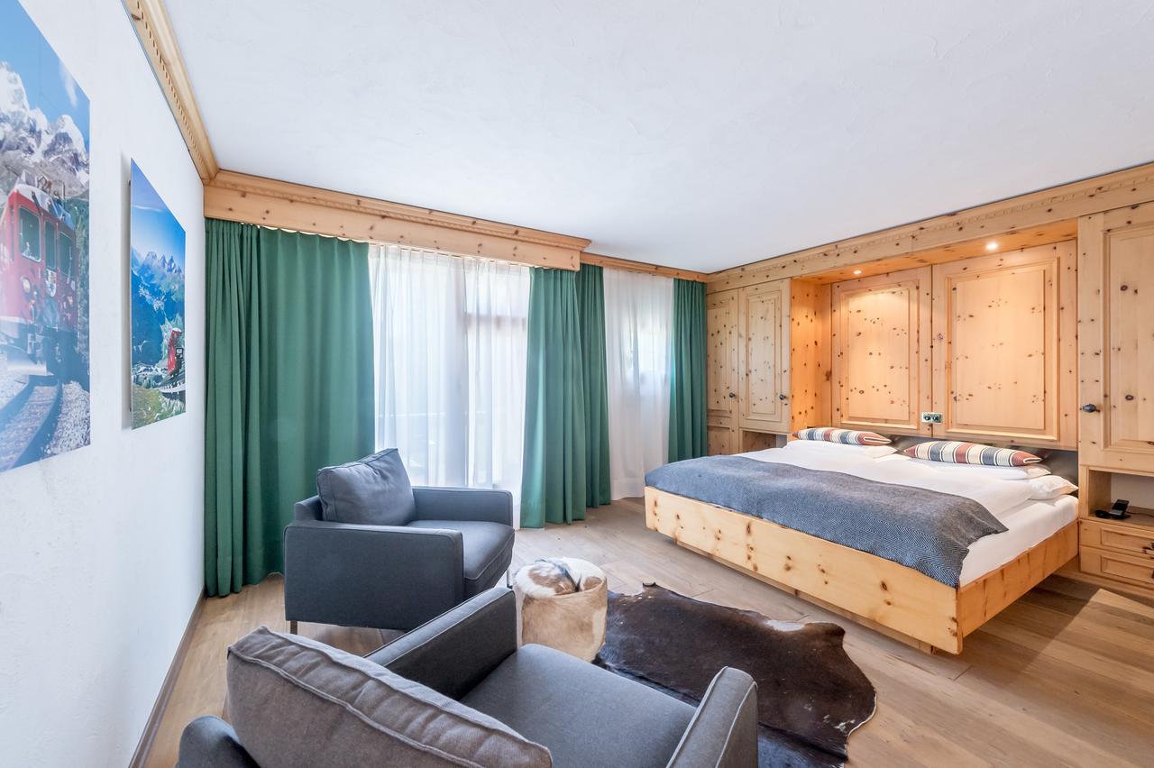 Doppelzimmer mit Balkon