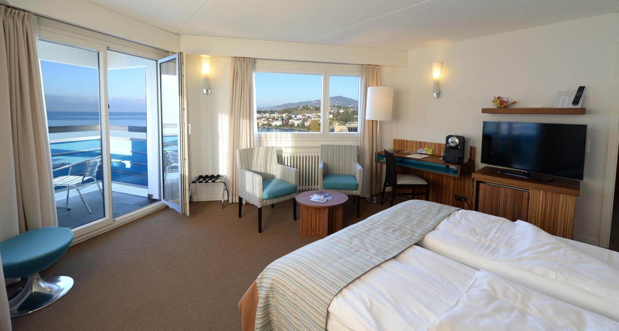 Panorama Room – lake view balcony,1599642042:JPEG