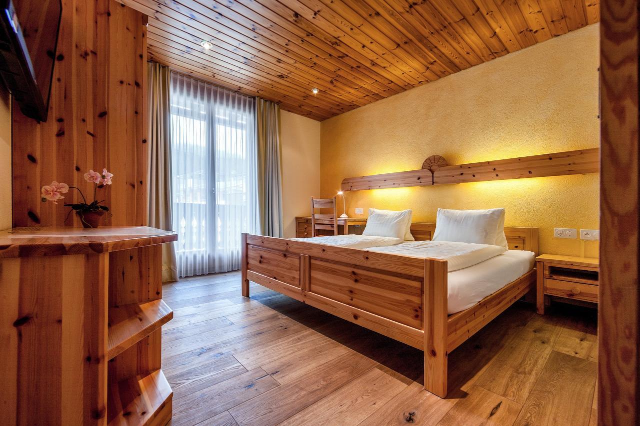 Doppelzimmer mit Balkon