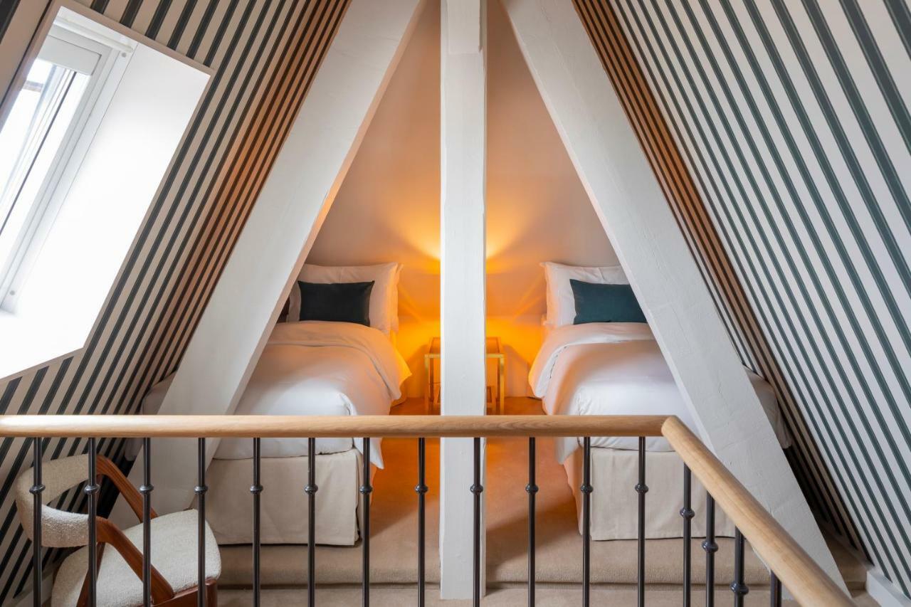 Suite com 2 Quartos e Terraço no Último Piso