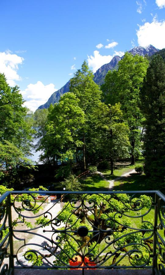 Camera Singola con Vista Lago