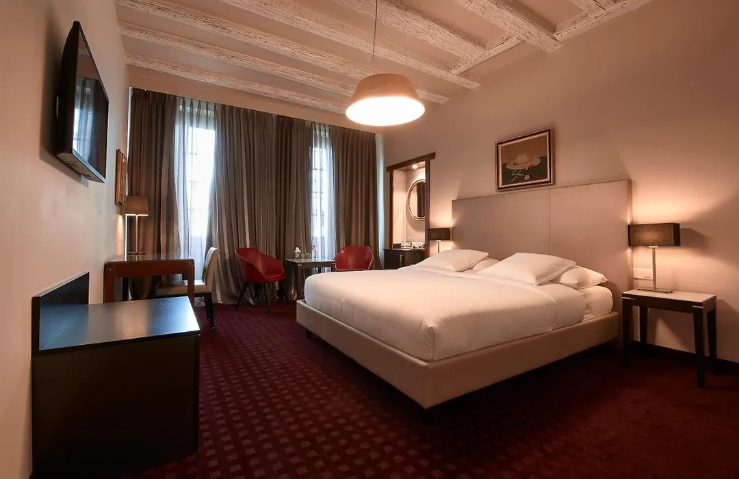 Hotel D'Alleves-1