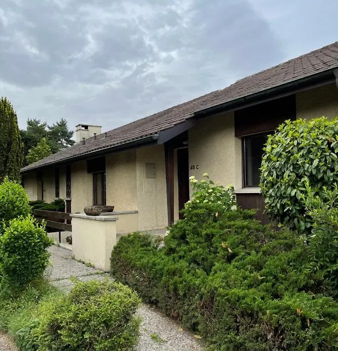 5 Rooms In The Same Villa With Free Parking-1