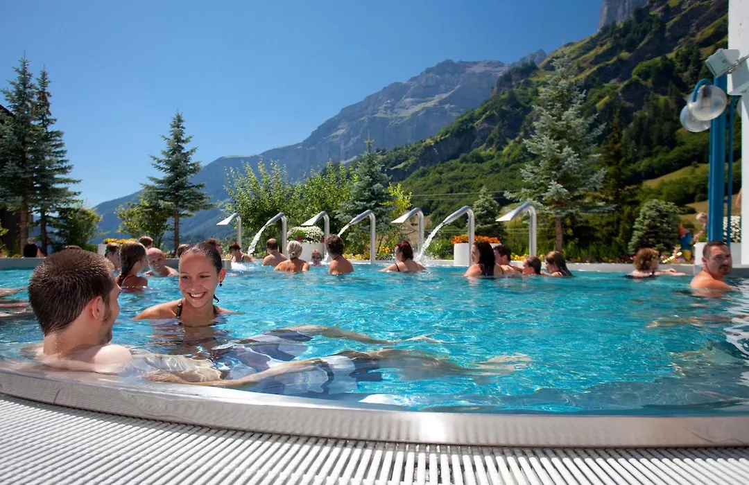 Hotel Alpenblick-Leukerbad-Therme-1