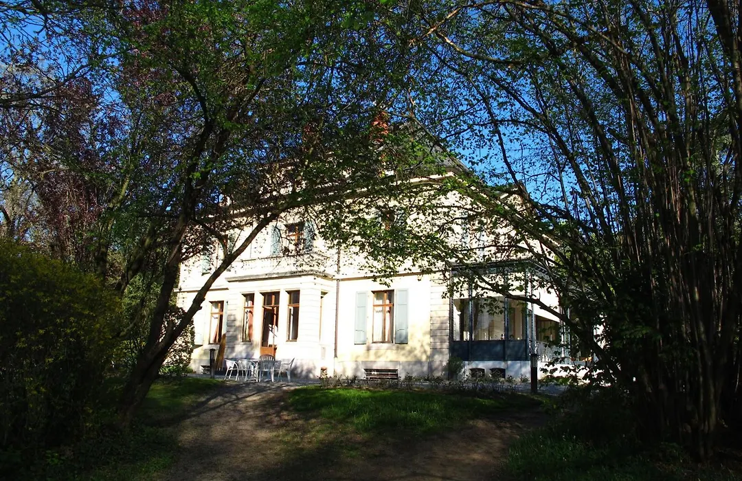Le Cénacle-1