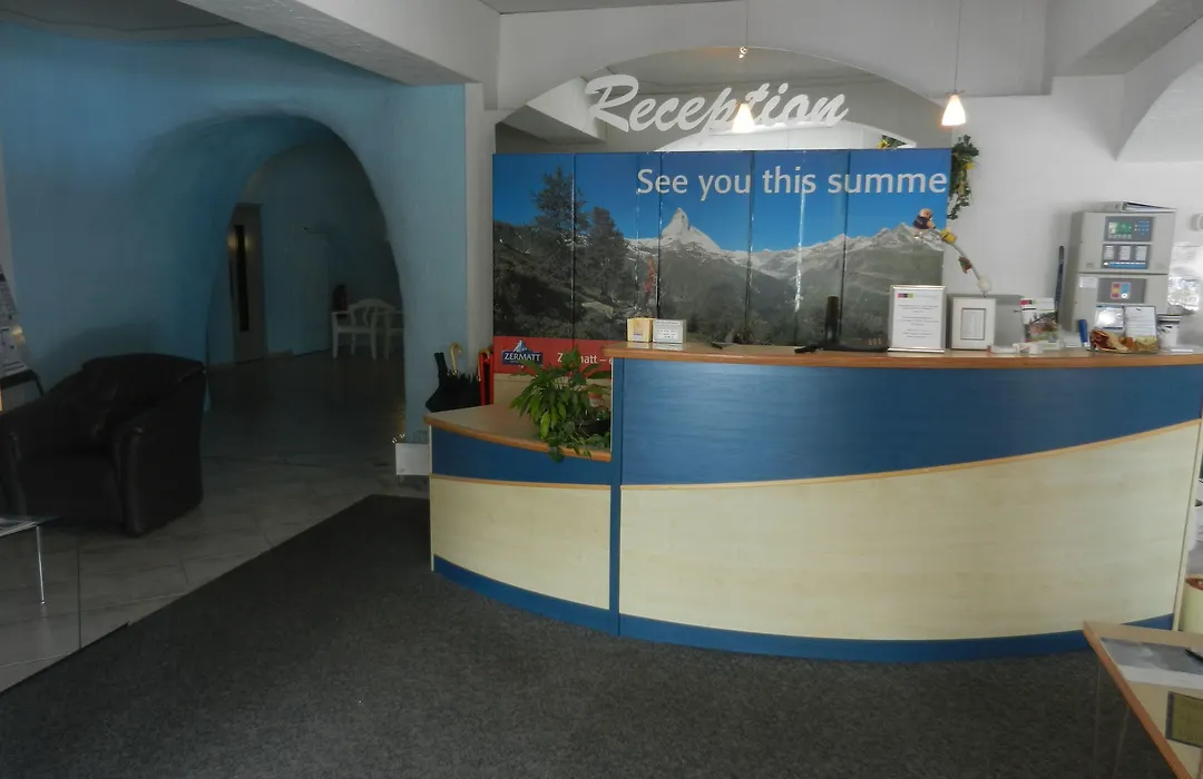 Artist Apartments & Hotel Garni-1